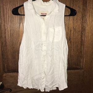 Sleeveless Blouse